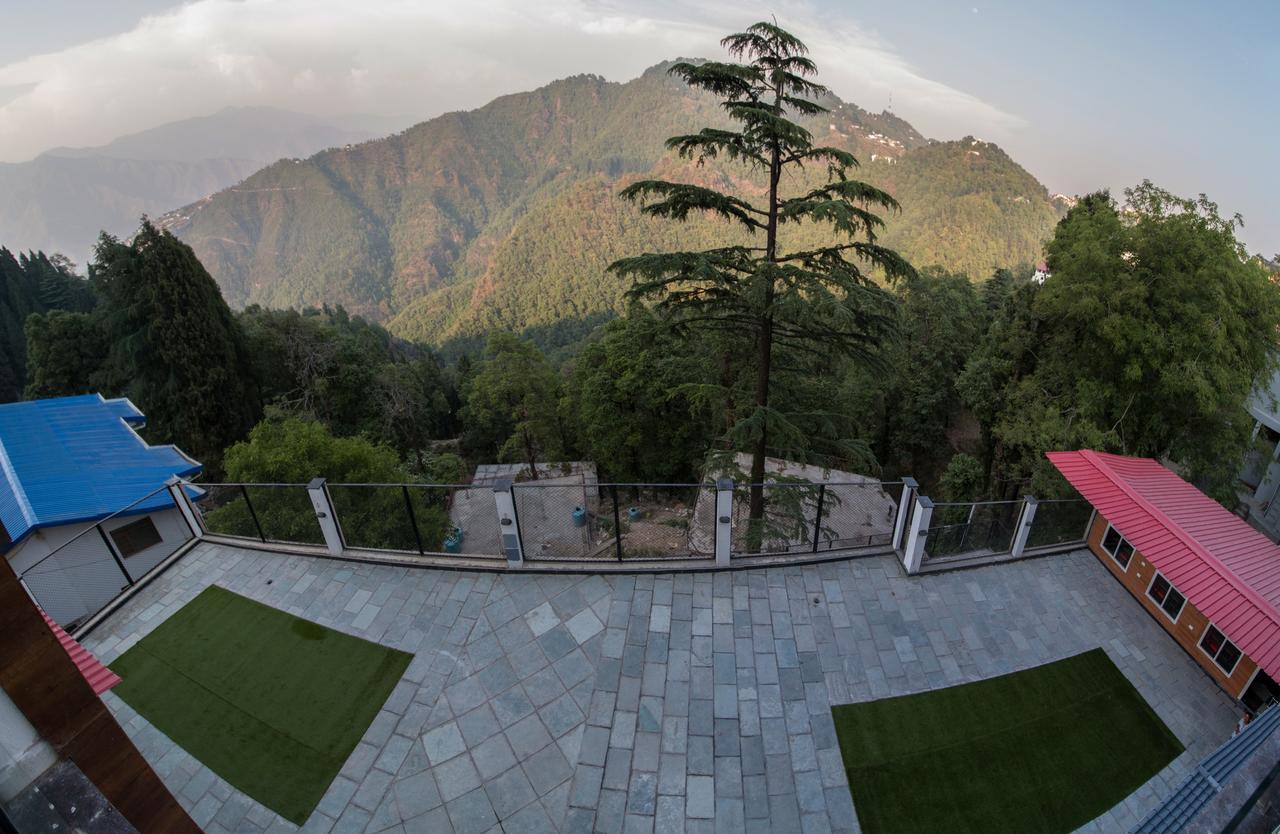 Hotel Seven Oaks Дехрадун Экстерьер фото